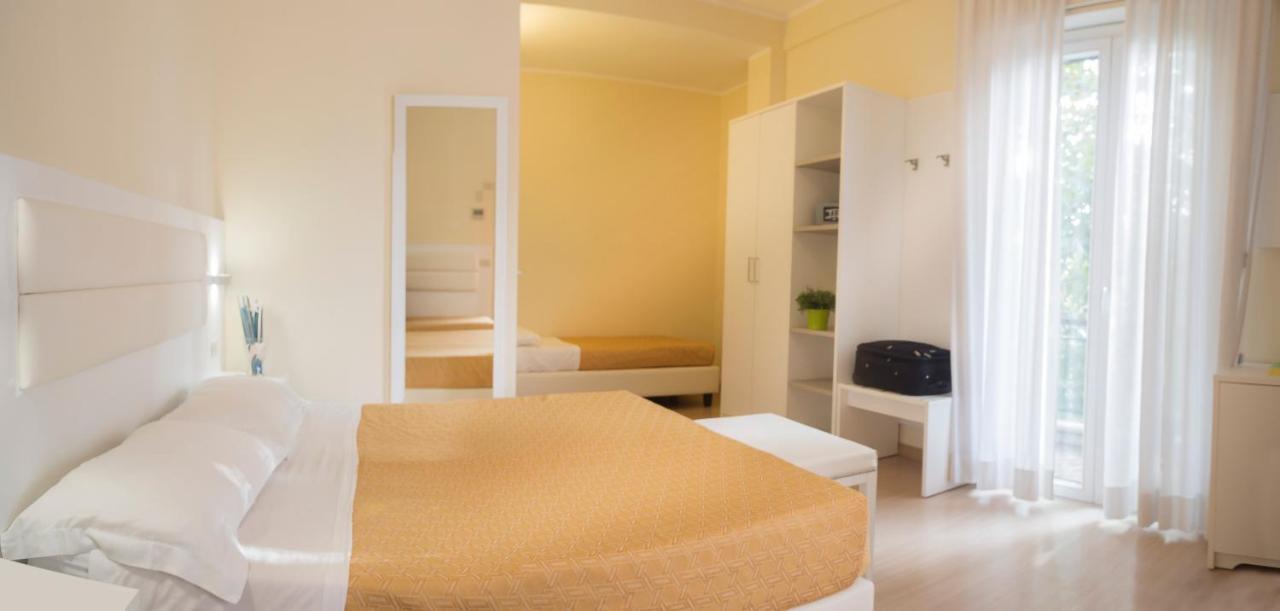 Hotel San Domingo Bellaria-Igea Marina Bagian luar foto